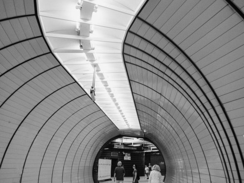 architecture metro munich noir et blanc