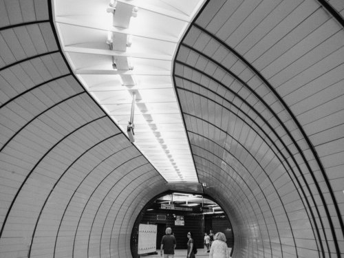 architecture metro munich noir et blanc